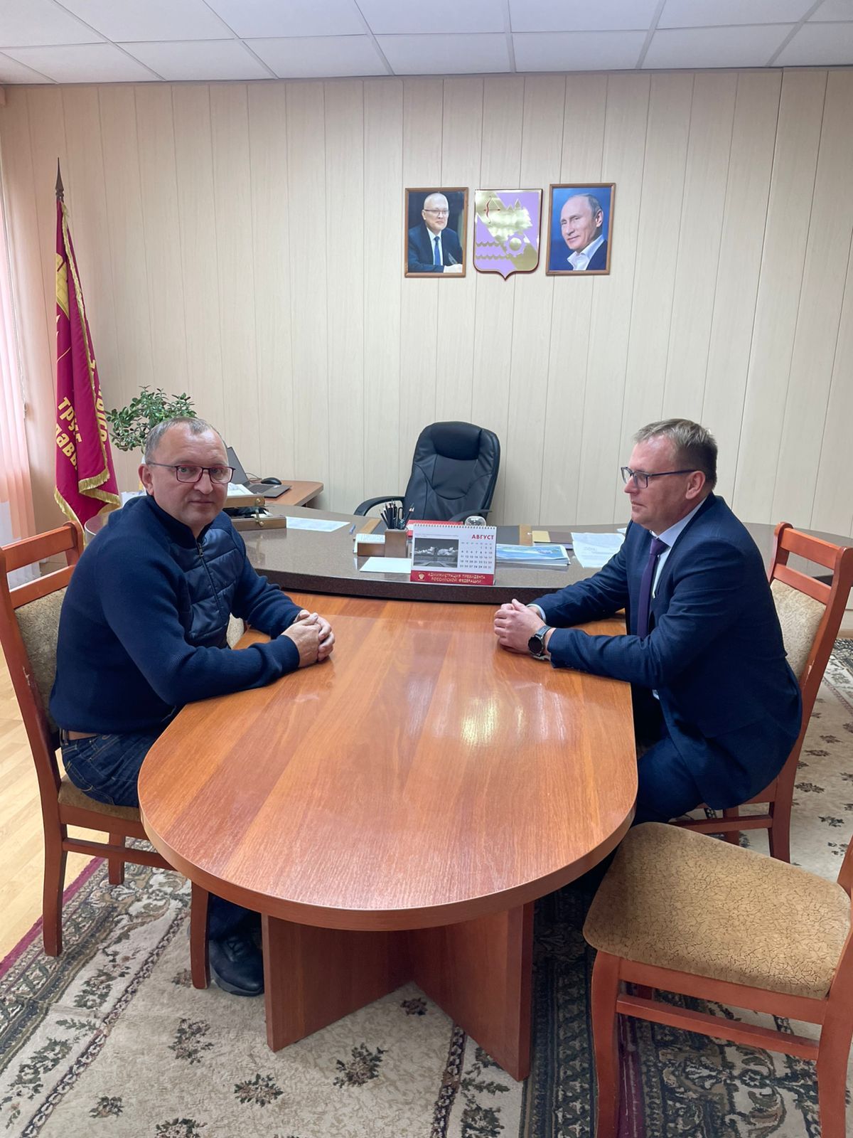 Вопрос установки пешеходного перехода на перекрестке улиц Азина и Октябрьская..