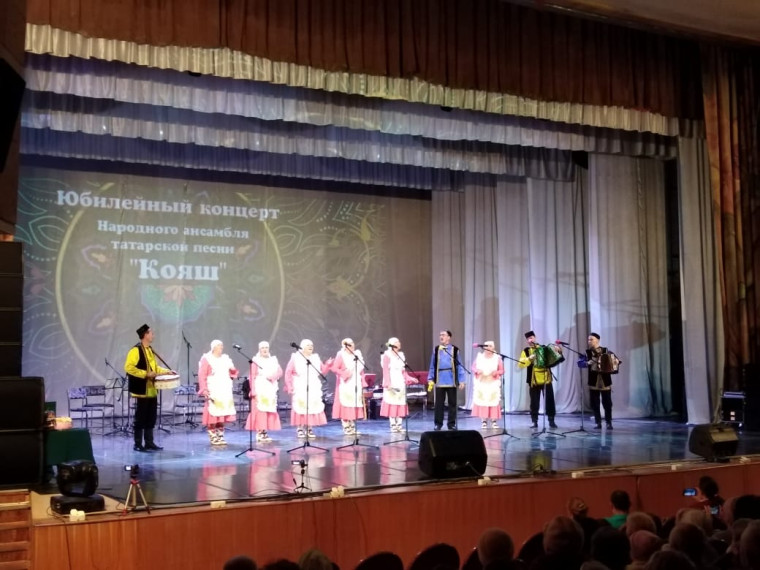 В Вятских Полянах прошел форум &quot;Татарская культура. Взгляд в будущее&quot;.